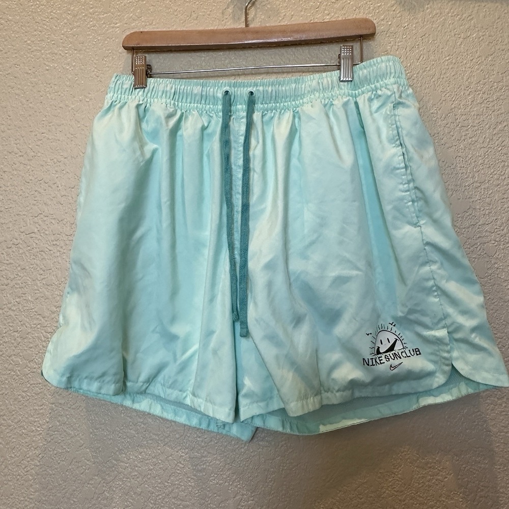 Nike Sun Club Shorts Boys Sz XL Sportswear Woven Flow Mint Foam DV9600-379 Retro